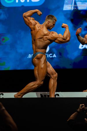 BODYBUILDING +102